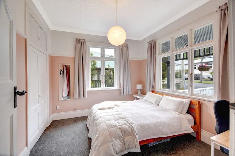 Photo of property in 37 Somerville Street, Andersons Bay, Dunedin, 9013