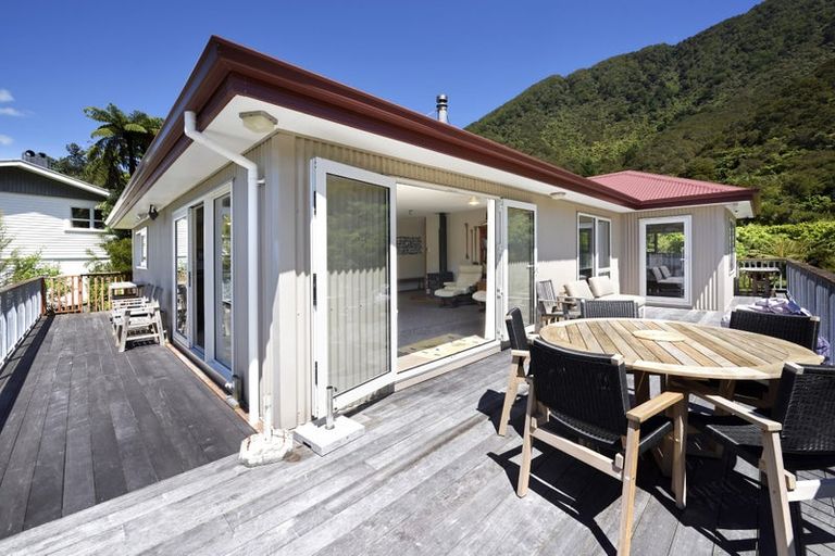 Photo of property in 3218 Archers Road, Tennyson Inlet, Rai Valley, 7195