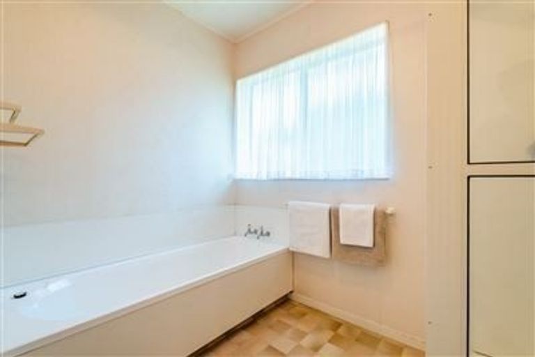 Photo of property in 1/3a Gordon Avenue, Forrest Hill, Auckland, 0620