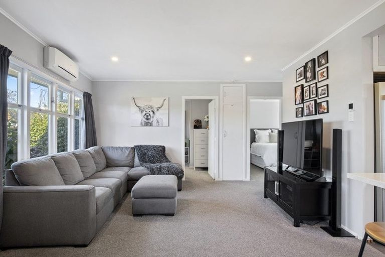 Photo of property in 15b Landscape Road, Pukekohe, 2120