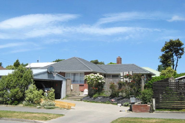 Photo of property in 27a Pinehurst Crescent, Russley, Christchurch, 8042
