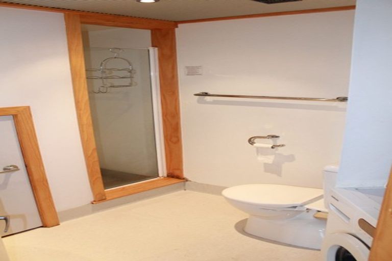 Photo of property in 227/6 Left Bank, Te Aro, Wellington, 6011