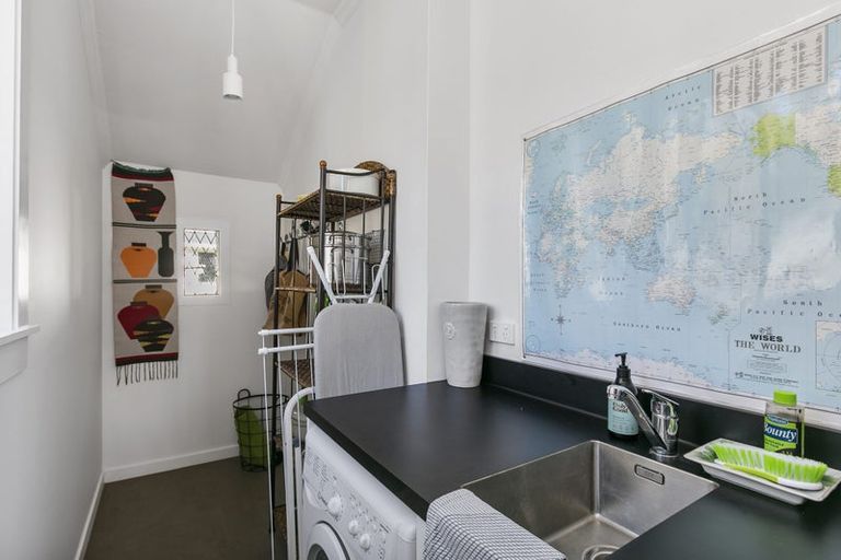 Photo of property in 9 Ludlam Street, Seatoun, Wellington, 6022