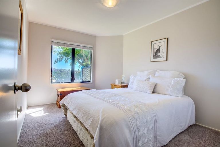 Photo of property in 25 Dallinger Street, St Andrews, Hamilton, 3200