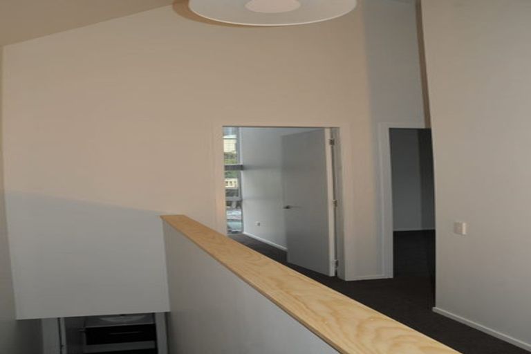 Photo of property in 2b Devon Street, Aro Valley, Wellington, 6021