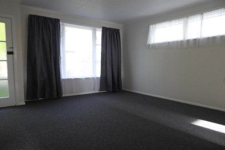 Photo of property in 1/548 Fergusson Drive, Trentham, Upper Hutt, 5018