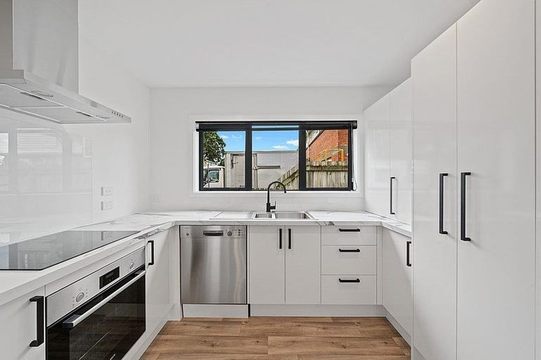 Photo of property in 1167b High Street, Taita, Lower Hutt, 5011