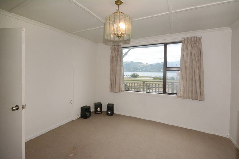 Photo of property in 145 Ravensbourne Road, Ravensbourne, Dunedin, 9022