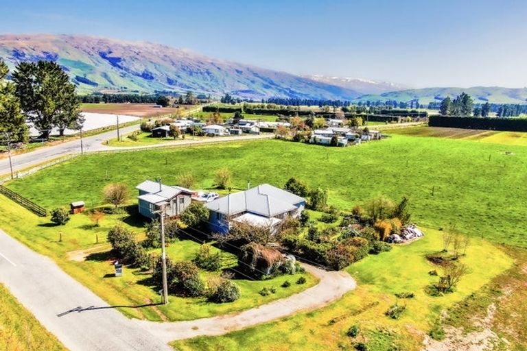 Photo of property in 7 Domain Road, Ettrick, Roxburgh, 9572