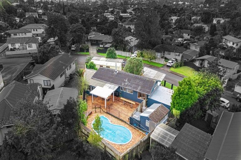 Photo of property in 6 Coey Place, Glen Eden, Auckland, 0602