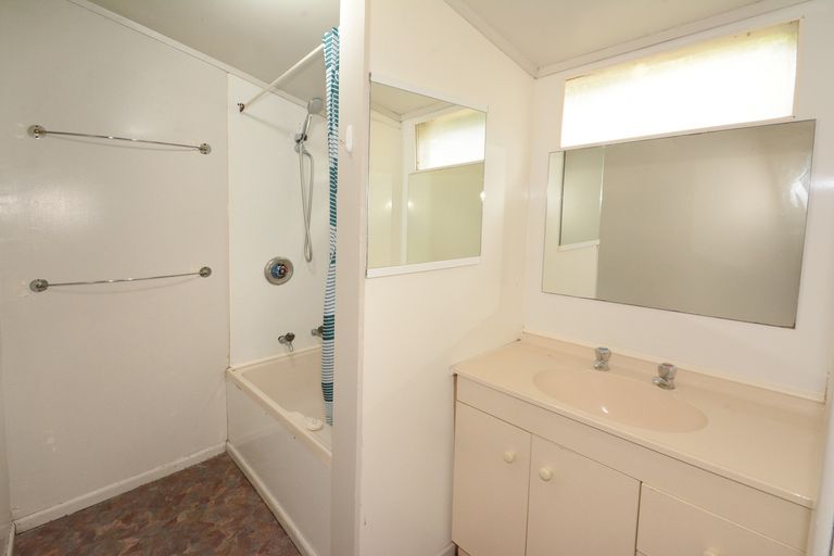 Photo of property in 145 Ravensbourne Road, Ravensbourne, Dunedin, 9022