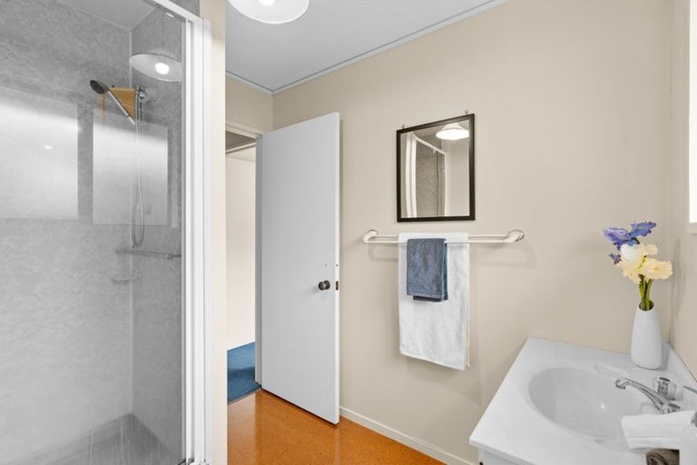 Photo of property in 2 Rubens Place, Burnside, Christchurch, 8053