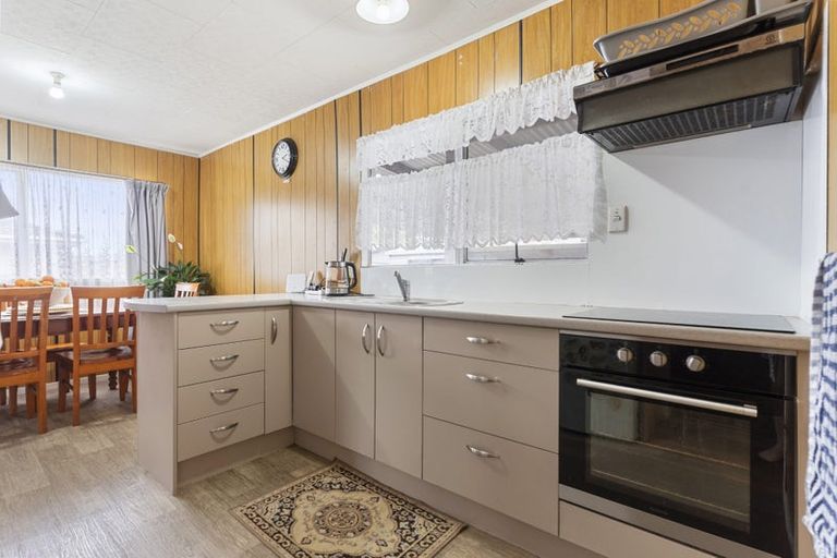 Photo of property in 57 Te Irirangi Drive, Clover Park, Auckland, 2019