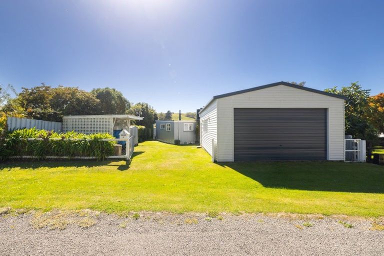 Photo of property in 14 Caverhill Crescent, Motunau, Waipara, 7387