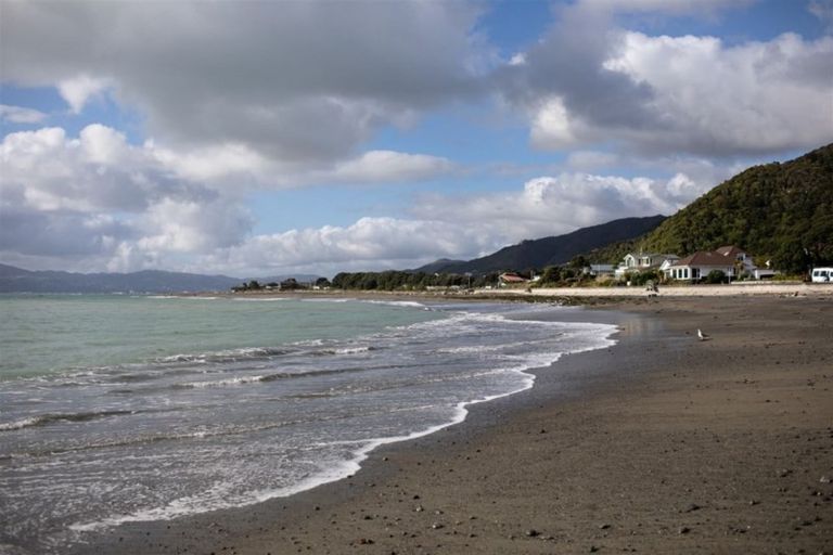 Photo of property in 1 Karamu Street, Eastbourne, Lower Hutt, 5013