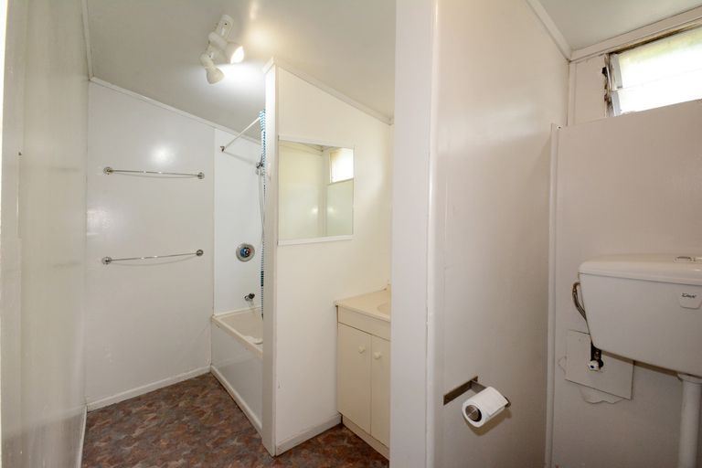 Photo of property in 145 Ravensbourne Road, Ravensbourne, Dunedin, 9022