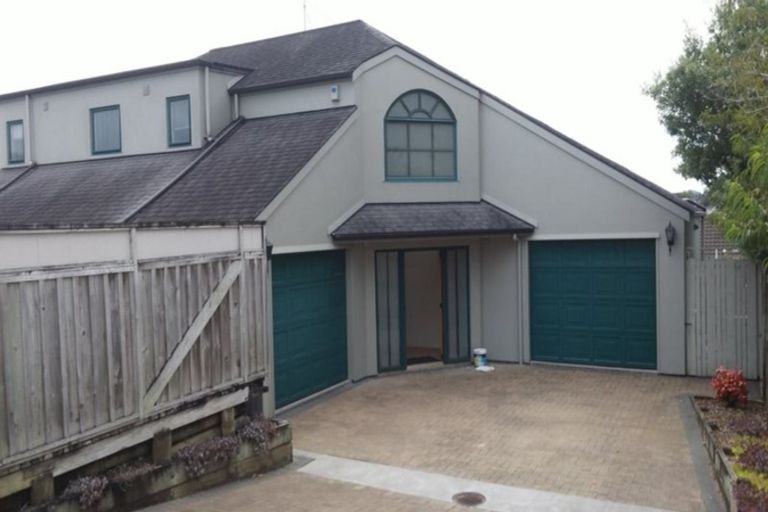 Photo of property in 2/15 Quebec Road, Milford, Auckland, 0620