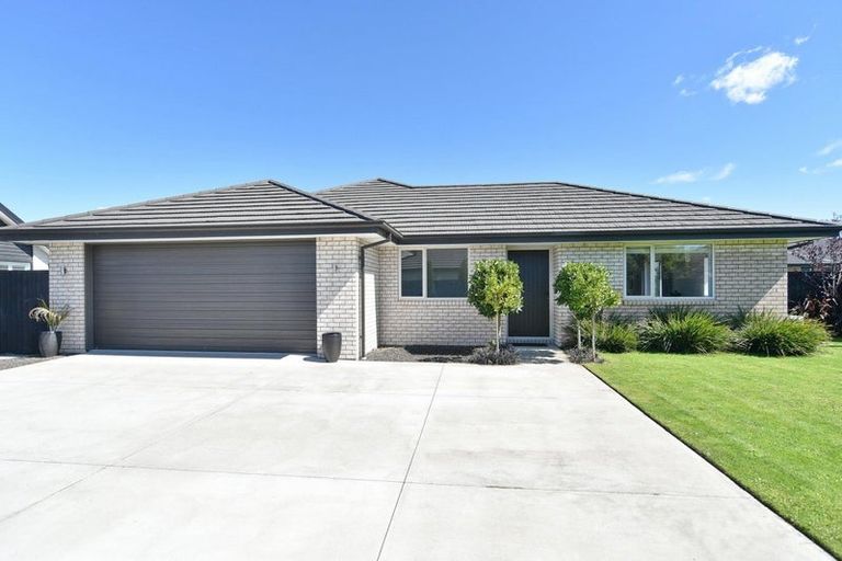 Photo of property in 46 Karere Avenue, Marshland, Christchurch, 8083