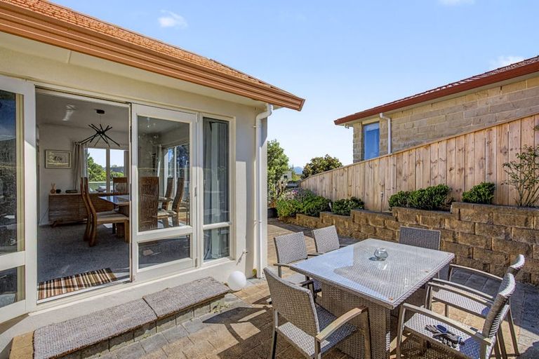 Photo of property in 127 Milne Drive, Paraparaumu, 5032