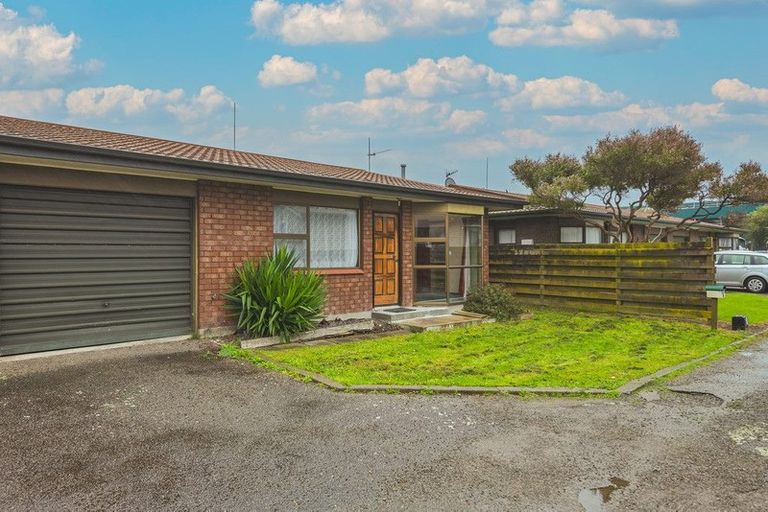Photo of property in 984c Tremaine Avenue, Roslyn, Palmerston North, 4414