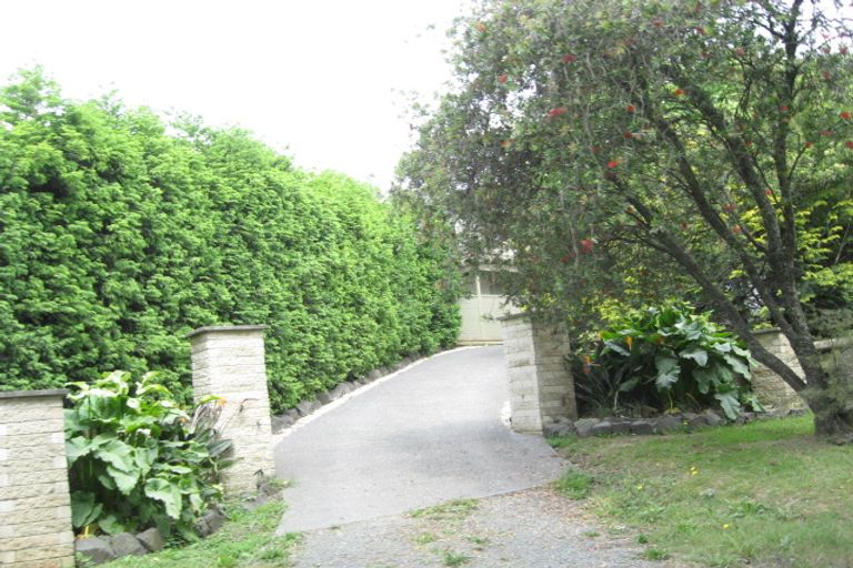 Photo of property in 21 Kauri Crescent, Waimauku, Kumeu, 0891