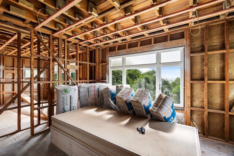 Photo of property in 3 Onslow Road, Bluff Hill, Napier, 4110