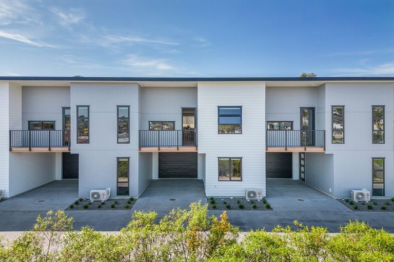 Photo of property in 4 Equine Way, Brookfield, 3110