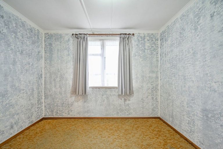 Photo of property in 33 Liverpool Crescent, Flaxmere, Hastings, 4120