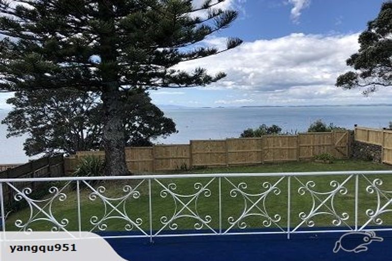 Photo of property in 39 Churchill Road, Murrays Bay, Auckland, 0630