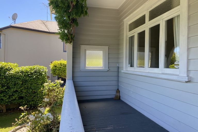 Photo of property in 34a Exmouth Road, Northcote, Auckland, 0627