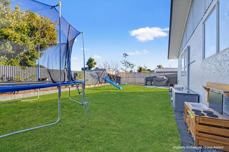 Photo of property in 2/127 Parkers Road, Tahunanui, Nelson, 7011
