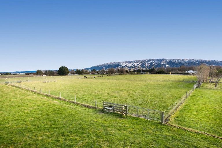 Photo of property in 461 Centre Road, Momona, Outram, 9073