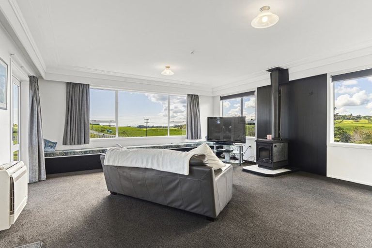 Photo of property in 100 Hurford Road, Hurford, New Plymouth, 4374