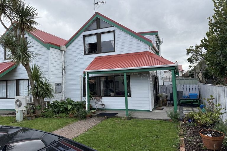 Photo of property in Princeton Gardens, 8/58 Cuba Street, Petone, Lower Hutt, 5012