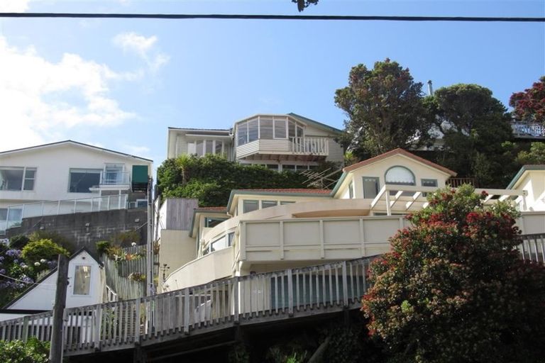 Photo of property in 7 Saint Michaels Crescent, Kelburn, Wellington, 6012