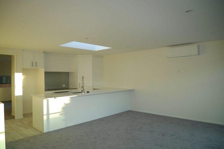 Photo of property in 3/2 Matatua Road, Raumati Beach, Paraparaumu, 5032