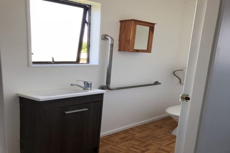 Photo of property in 137 Gills Road, Half Moon Bay, Auckland, 2014