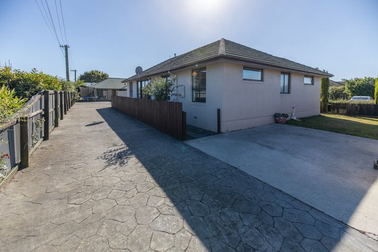 Photo of property in 1/10 Wentworth Street, Ilam, Christchurch, 8041