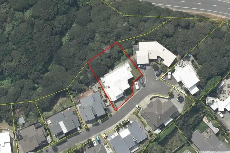 Photo of property in 60 Saint Ives Drive, Camborne, Porirua, 5026