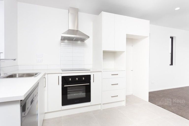 Photo of property in 25 Raupeti Lane, Henderson, Auckland, 0612