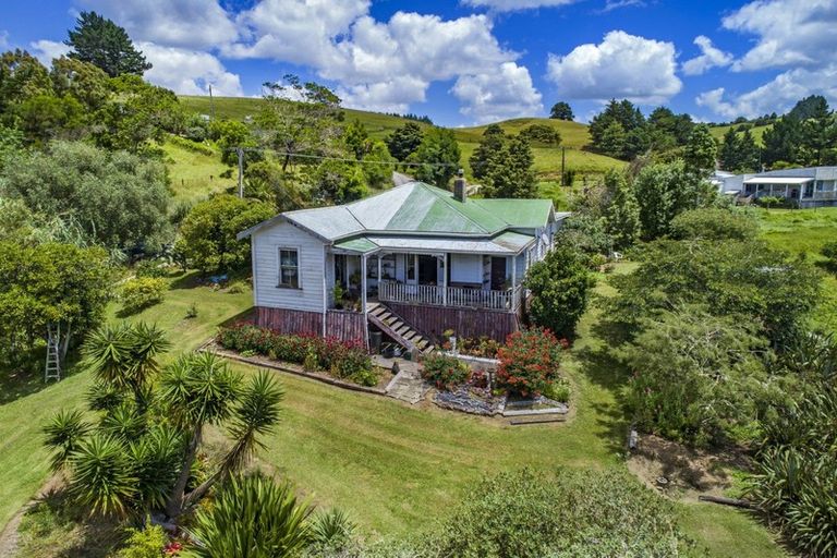 Photo of property in 8 Wood Street, Waiotira, 0193