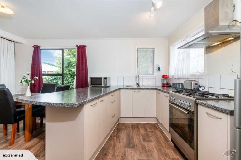 Photo of property in 23 Armada Drive, Ranui, Auckland, 0612