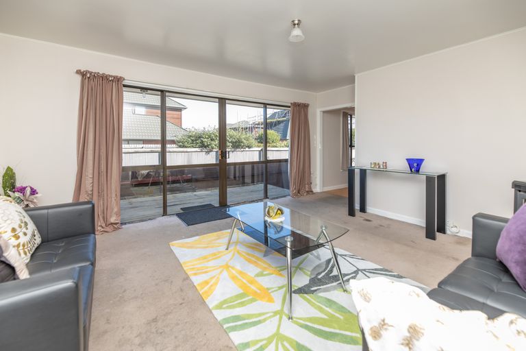 Photo of property in 1/10 Wentworth Street, Ilam, Christchurch, 8041