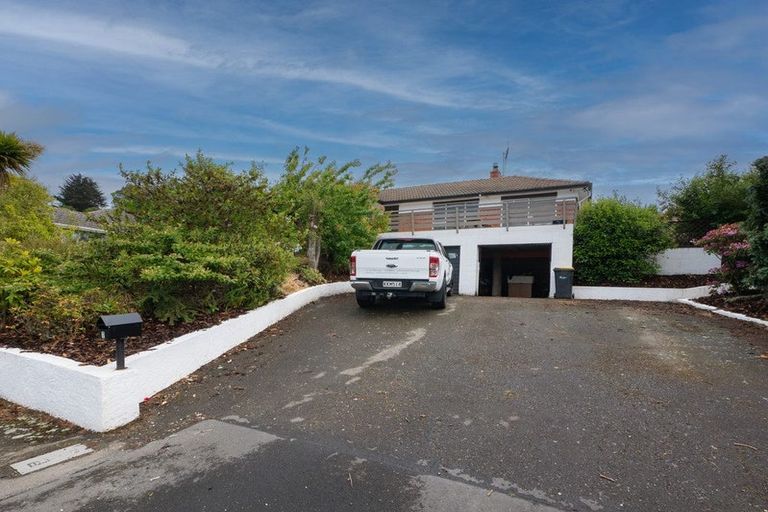 Photo of property in 7 Waldron Crescent, Green Island, Dunedin, 9018