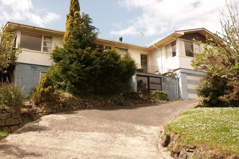 Photo of property in 18 Wharfdale Street, Macandrew Bay, Dunedin, 9014