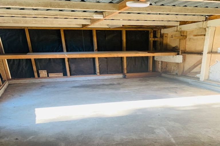 Photo of property in 1/17 Adams Road, Manurewa, Auckland, 2102