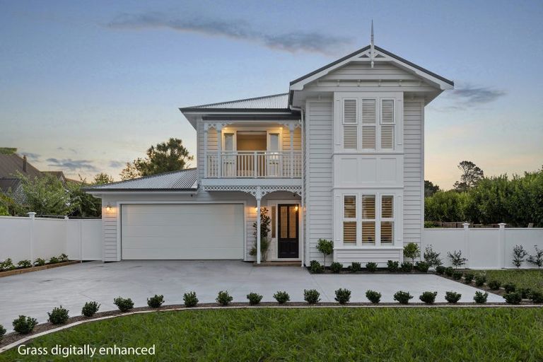 Photo of property in 4a Birchwood Grove, Greenhithe, Auckland, 0632