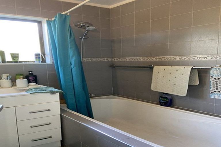 Photo of property in 15b Buchanan Place, Sunnybrook, Rotorua, 3015