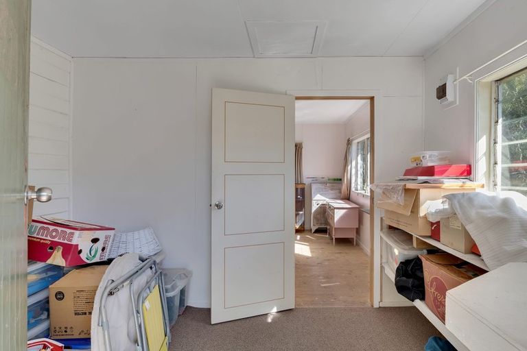 Photo of property in 16 Miro Street, Inglewood, 4330