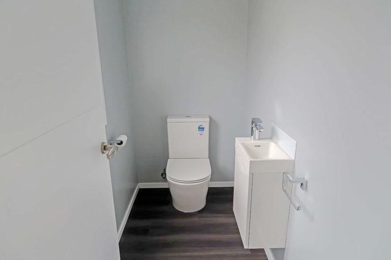 Photo of property in 4 Delaney Drive, Stokes Valley, Lower Hutt, 5019